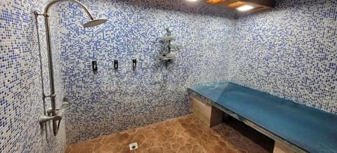 حمام سنتی استخر دریا قم