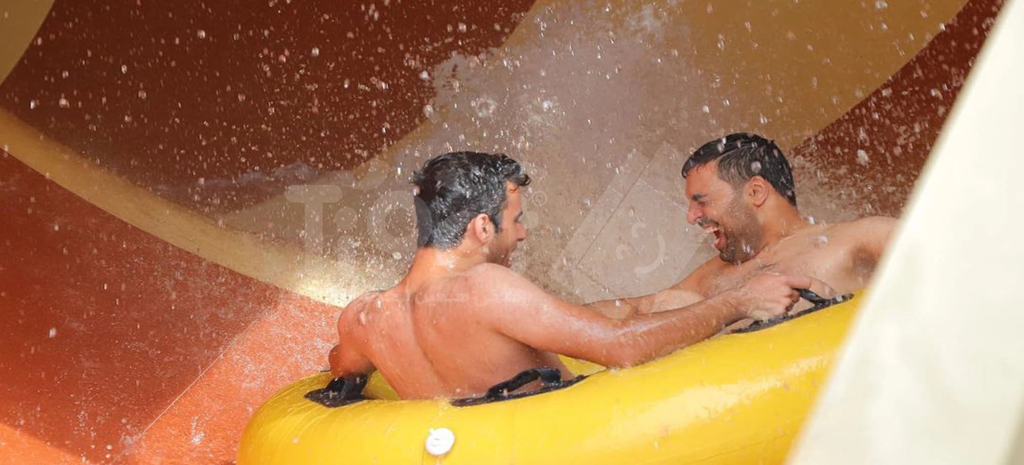 قیمت بلیط پارک آبی کیش ۱۴۰۴